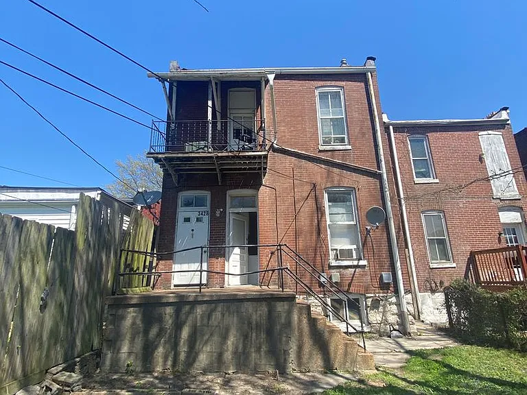 3428 Dunnica Ave — Photo 15