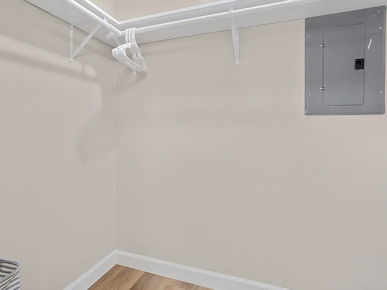 1505 N College St — Photo 19