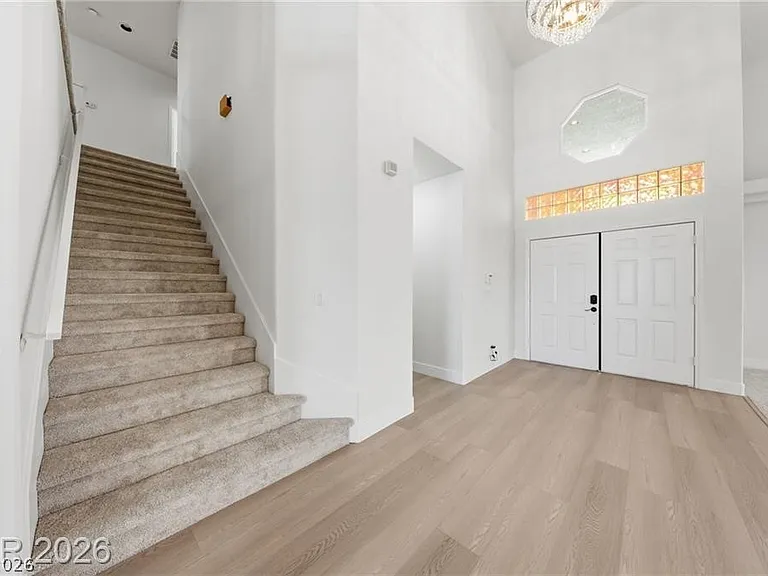 5424 Castle Vista Ct — Photo 2