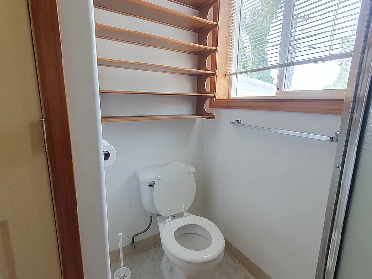 2-11695 SW Greenburg Rd #2 — Photo 31