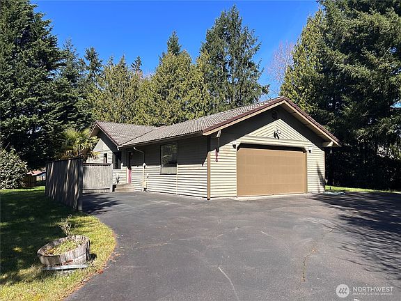 2nd image of 19216 SE 278th St
