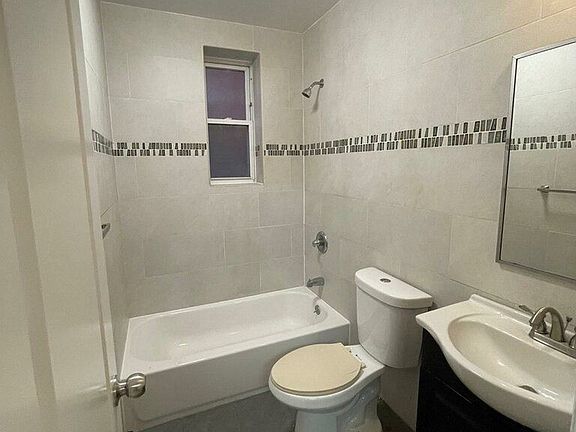 5th image of 553 E 84th St #1