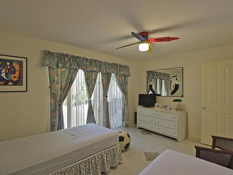 10201 Chapman Oak Ct — Photo 15