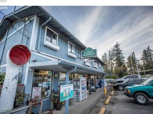 67538 E Bay Rd, North Bend, OR 97459