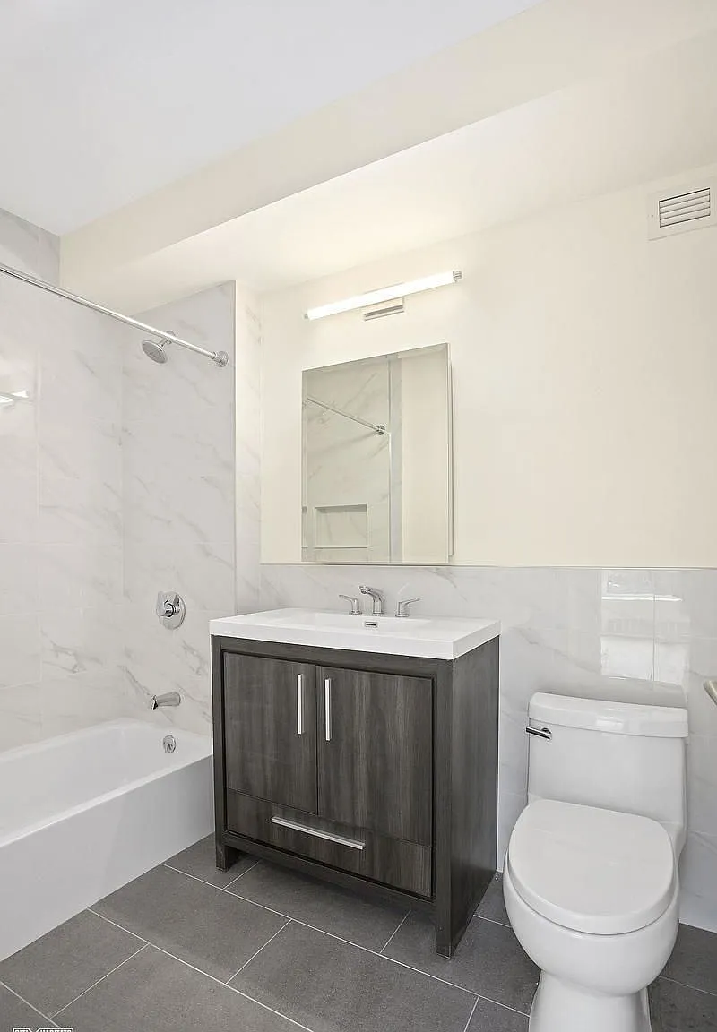 111 East 115th Street — Photo 4