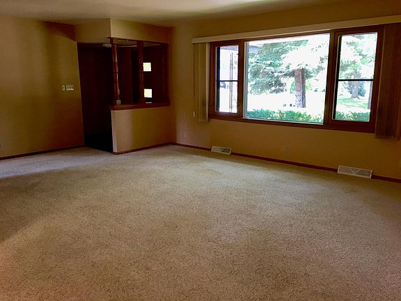 4th image of 8134 N 50th St