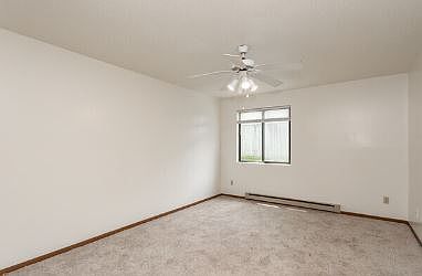 3rd image of 2221 Willow Knolls Dr W #1