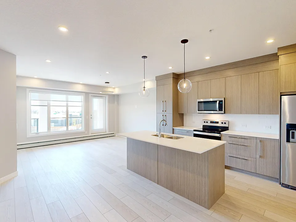 681 Savanna Blvd NE #2302