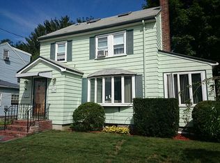 7 Bangor Rd, West Roxbury, MA 02132