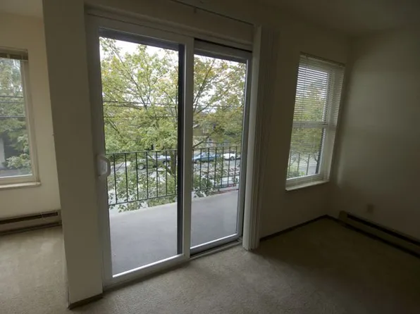 2220 Eastlake Ave E - Casa Anita, 2220 Eastlake Ave E APT 101, Seattle, WA 98102