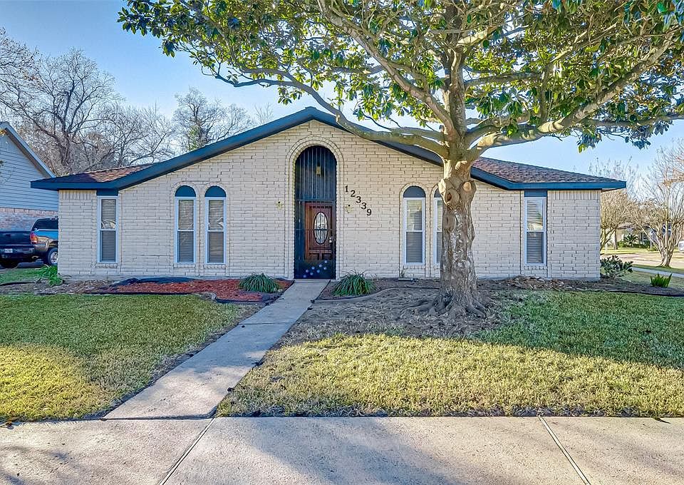 1st image of 12339 Scarcella Ln