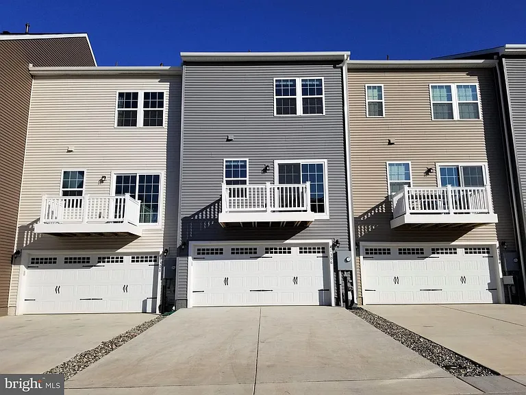 11306 Willow Green Cir — Photo 15