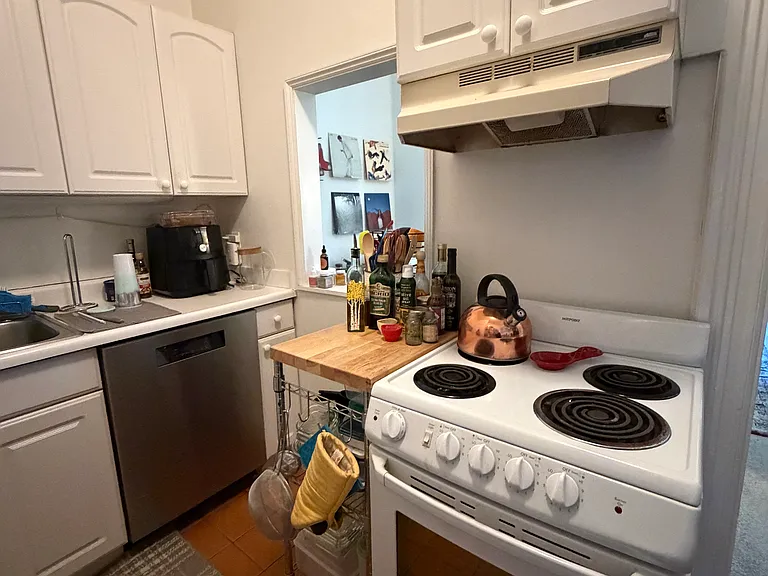 234 W Canton St #2 — Photo 9