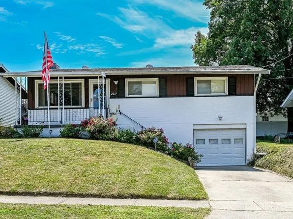 2211 Ronda Ave, Cincinnati, OH 45212