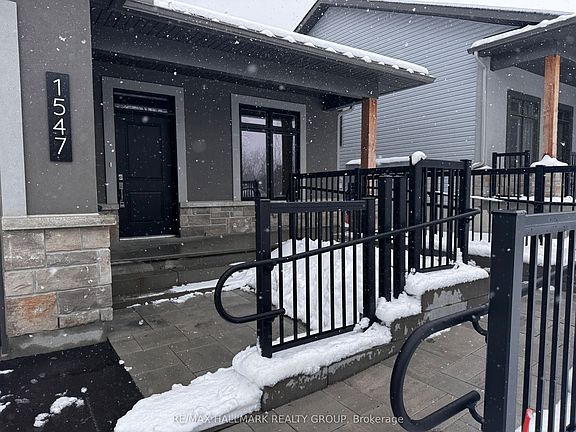 2nd image of 1547 Flanders Rd