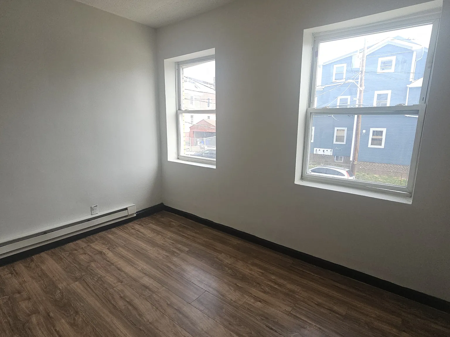 297 Osborne Terrace — Photo 4