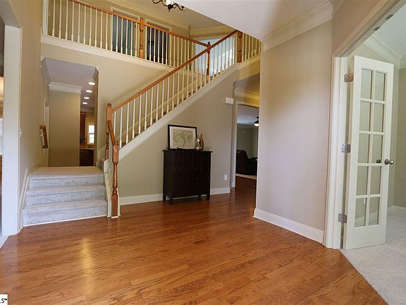 2nd image of 204 Wild Meadow Dr