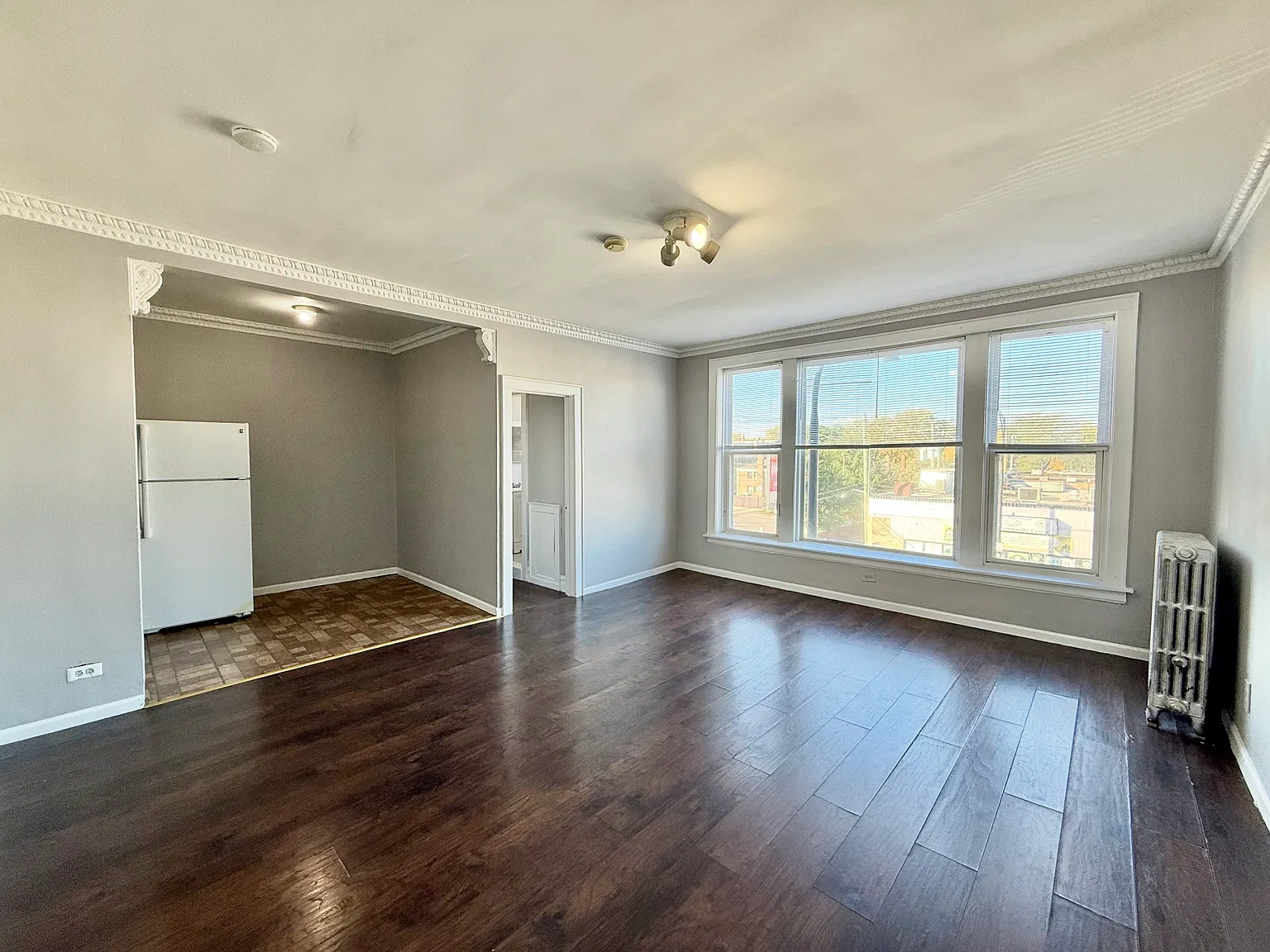 Studio, 600 sqft, $1,035 — Photo 2