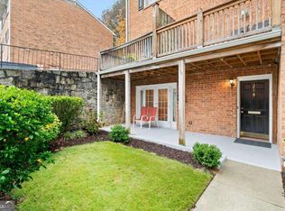 6520 Roswell Rd NE, Sandy springs, GA 30328