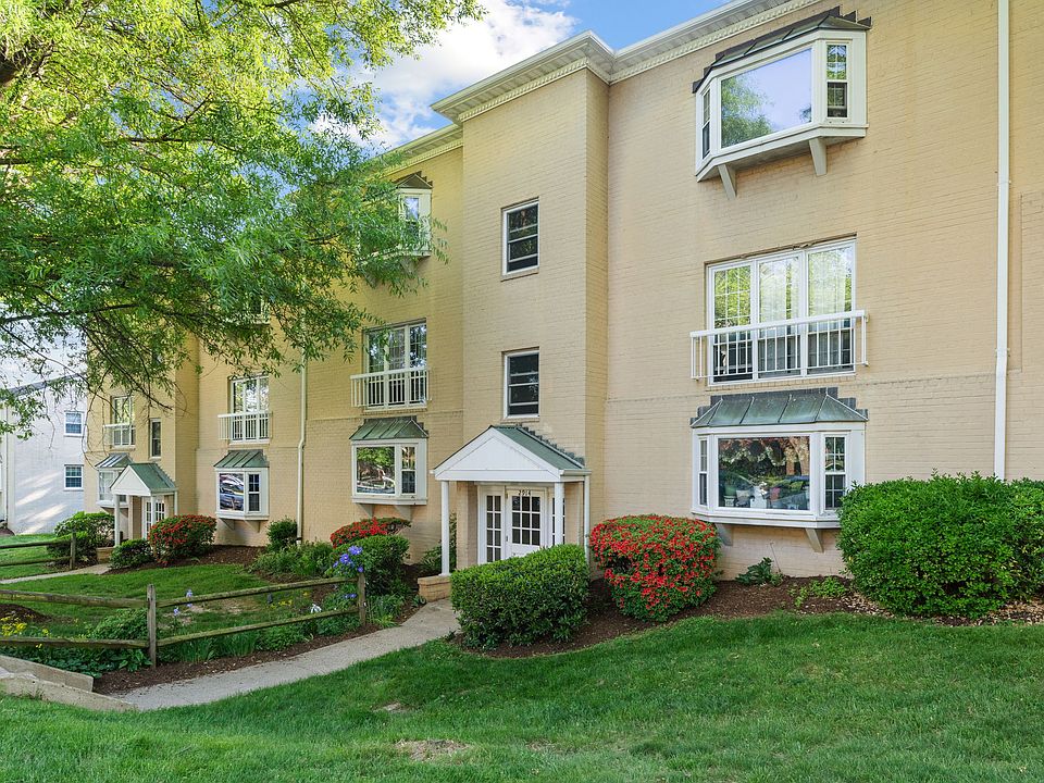 1st image of 2914 Willston Pl APT 301