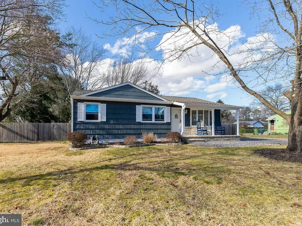 306 Iona Ave, Egg Harbor Township, NJ 08234