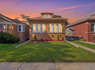 8718 S Euclid Ave, Chicago, IL 60617