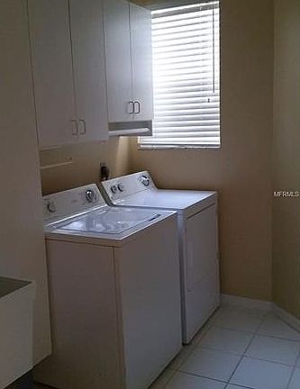 5th image of 1104 Stonebrooke Ln