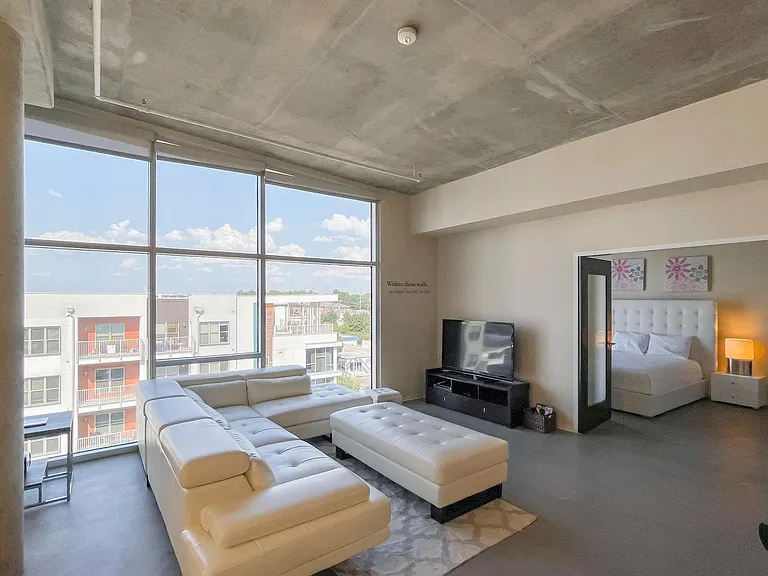 2115 Yeaman Pl #634 — Photo 64