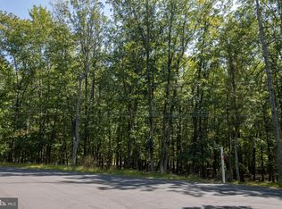 64 Huron Cir, Hazleton, PA 18202