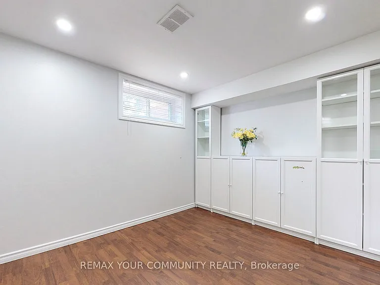 41 Shropshire Dr #BASEMENT — Photo 14