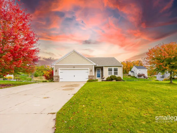 8626 Rainbows End Rd SE, Caledonia, MI 49316