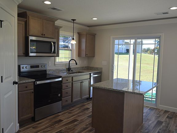 2nd image of 415 Bud Farmer Pl