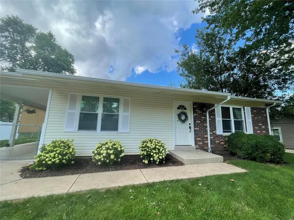 3629 Coriander Dr, Saint Charles, MO 63303