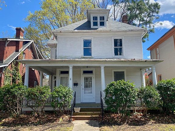 2nd image of 205 Broad St