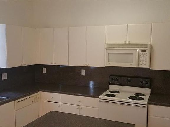 2nd image of 3511 Shoma Drive #323