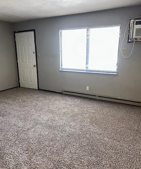 205 Freedom Dr #7 — Photo 2
