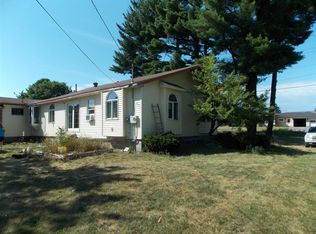 105 S Daisy St, Ishpeming, MI 49849