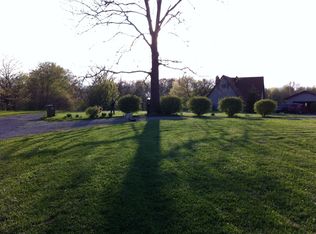 10272 Whippoorwill Ln, Palmyra, IL 62674