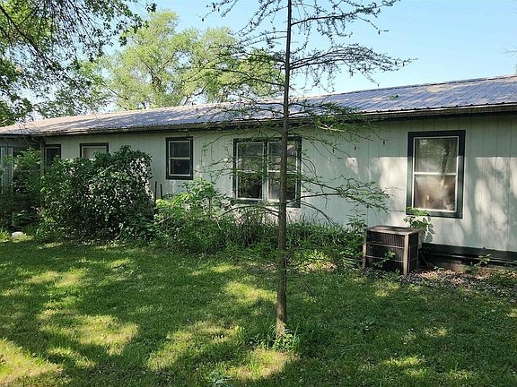 5th image of 530 Section Line Rd