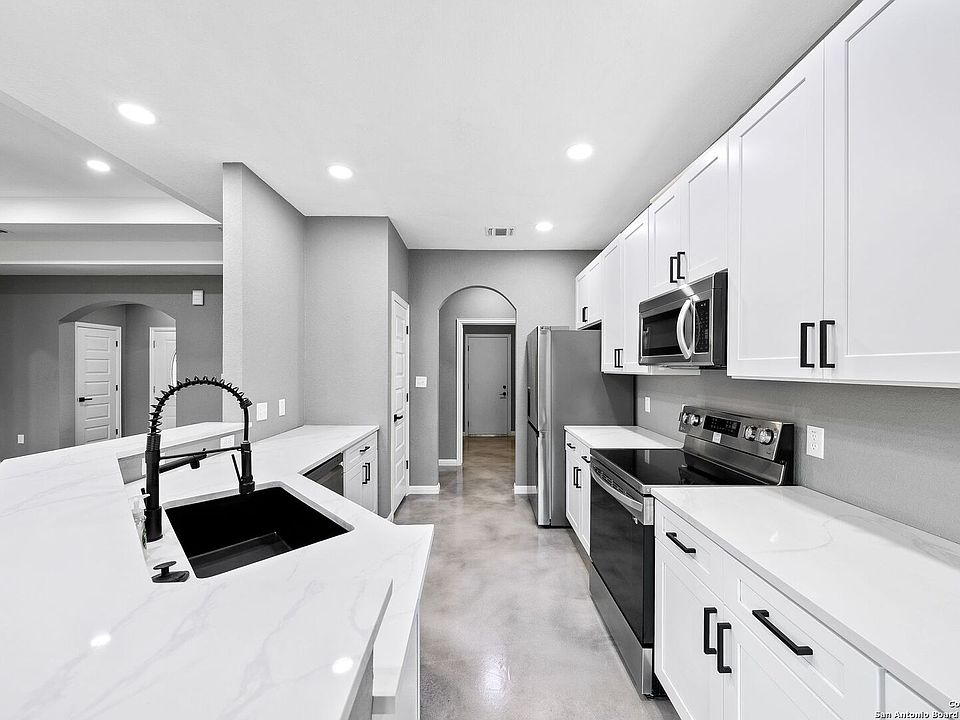 1st image of 2747 UNIT B WALEETKA ST
