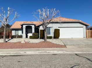 15216 Tawney Ridge Ln, Victorville, CA 92394