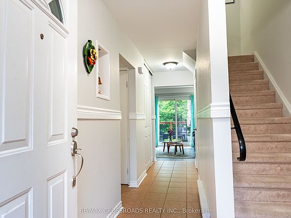 4th image of 350 Camelot Ct #30