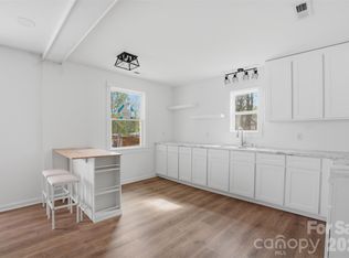 1601 Sigmon St, Lincolnton, NC 28092