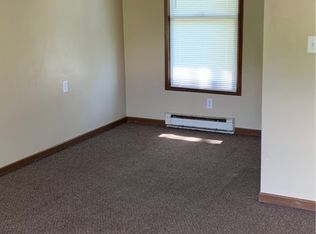 503 College Ave #B, Bode, IA 50519