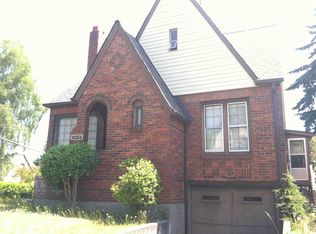 8258 15th Ave NE, Seattle, WA 98115