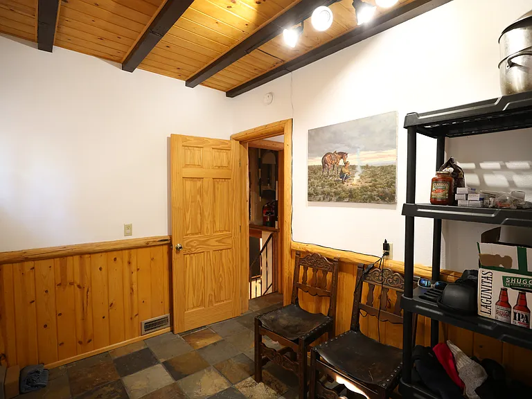 43615 Wolf Rd — Photo 15