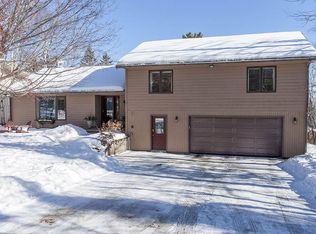 712 Ridgewood Rd, Duluth, MN 55804
