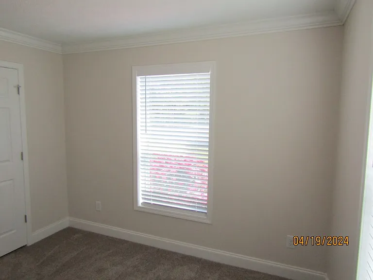 2130-HWY 111th — Photo 26