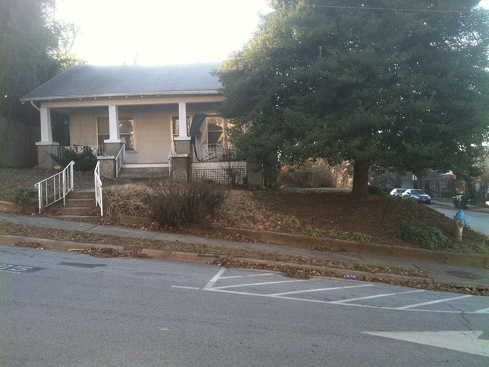 1st image of 21 N Locust Ave