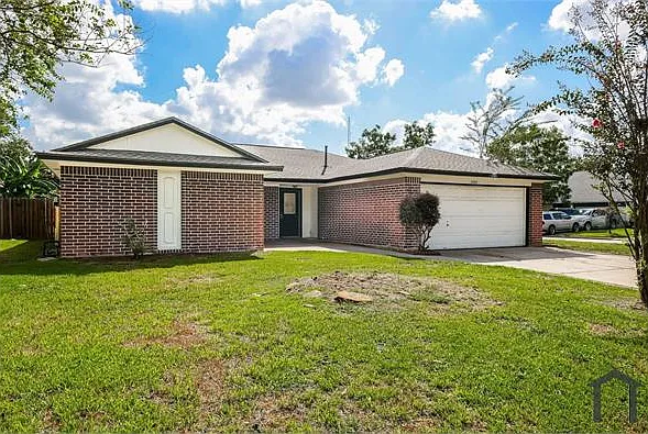 3 bed, 1581 sqft, $1,975 — Photo 2